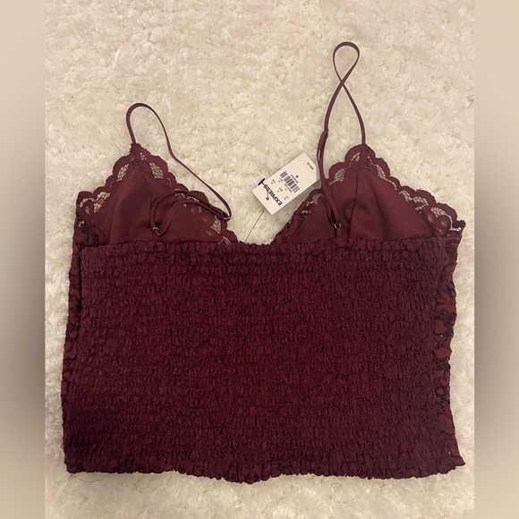 BNWT Express cropped lace top - Picture 4 of 4